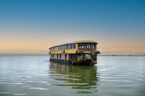 JCT Houseboat